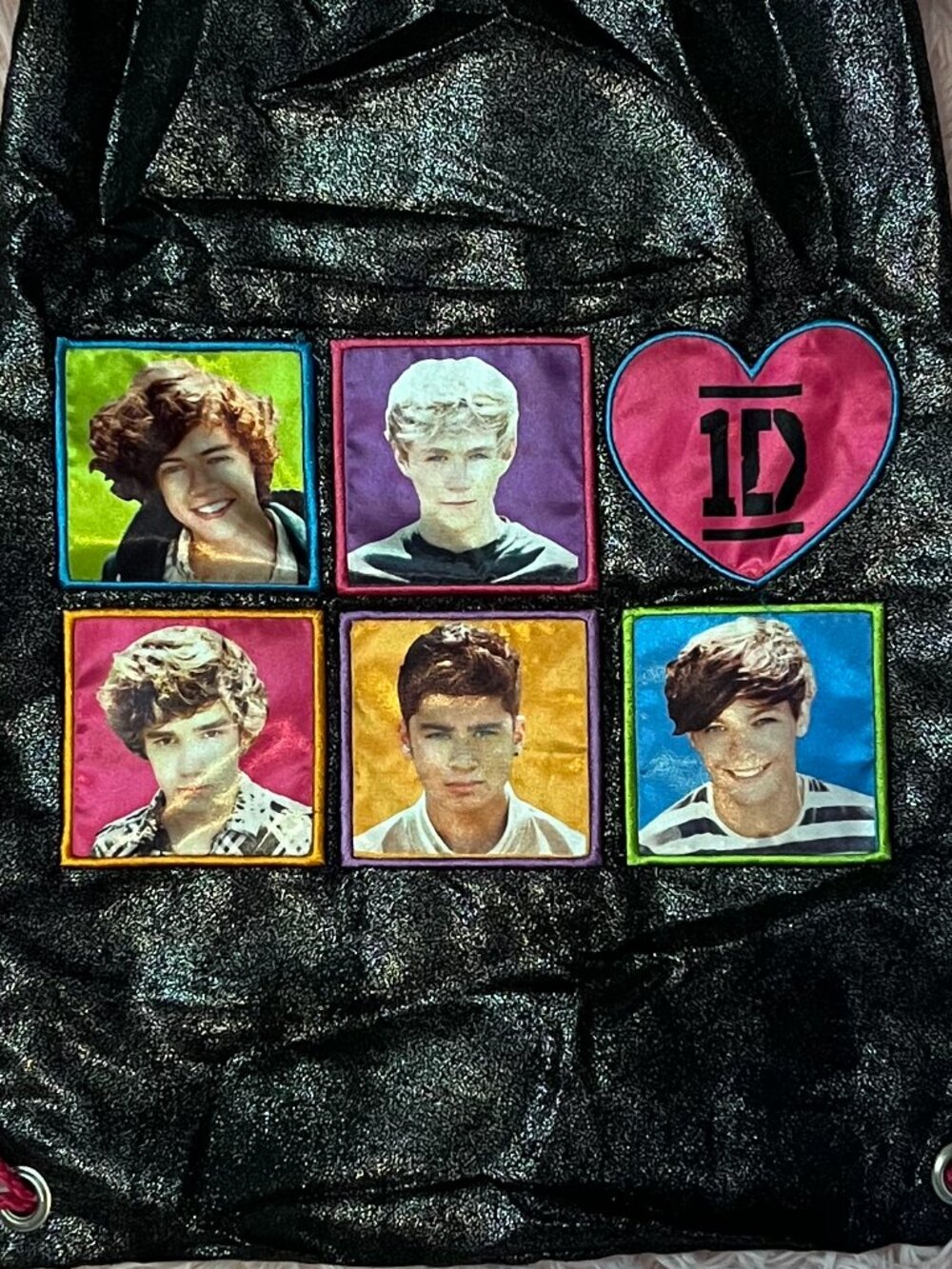 One Direction Drawstring Bag - Picture 3 of 3
